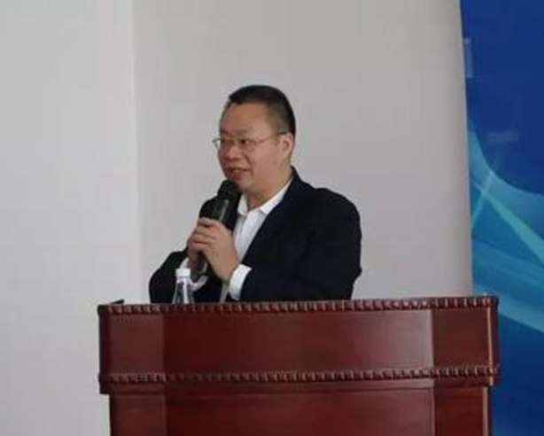 中国保健协会常务理事会通过议程 一致推举胡远江教授任协会理事